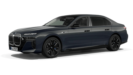 BMW i7