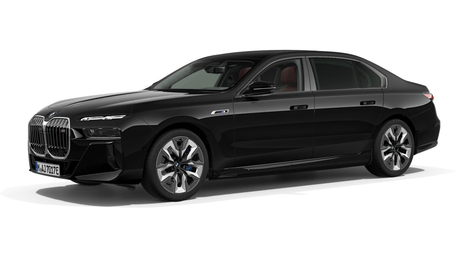 BMW i7